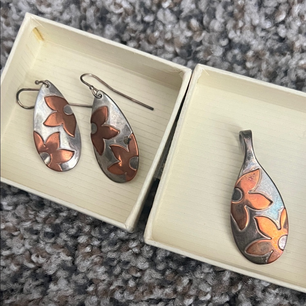 James Avery Silver and Copper Floral Earrings